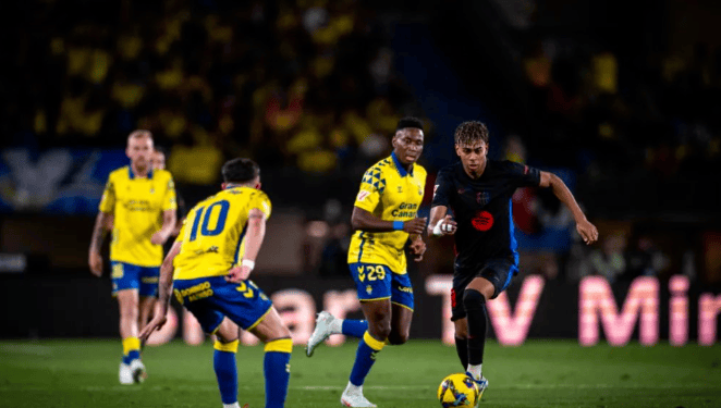 开云体育登录-马德里球队备战巴塞罗那对决，全力以赴！