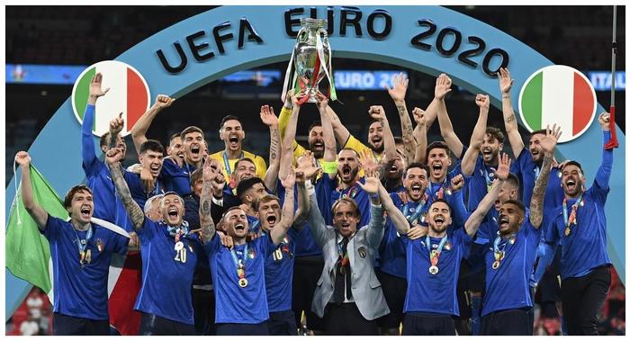 开云体育入口-意甲联赛新规定出台，引发球迷热议的简单介绍