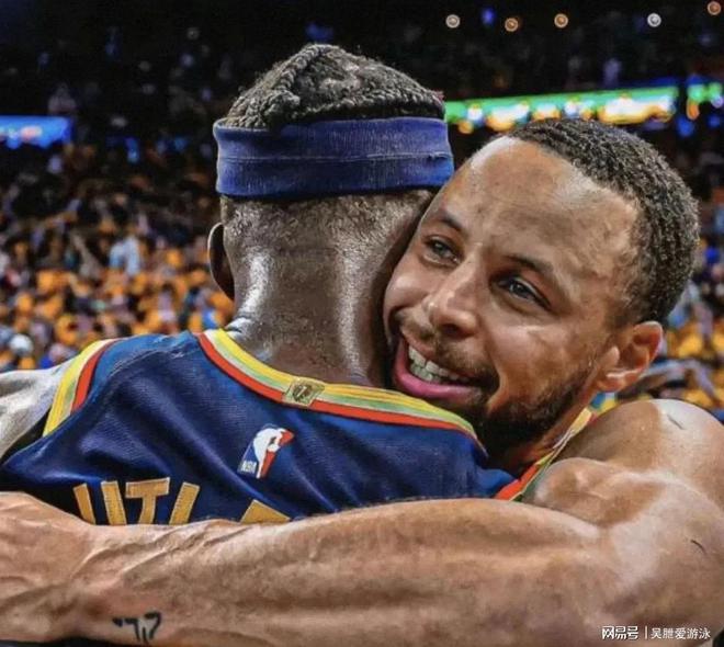 开云体育官网-伊拉克豪门呈强劲势头，争夺最终胜利