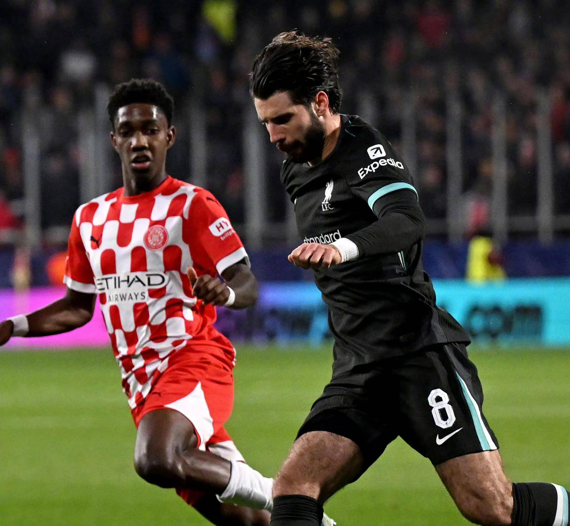 开云下载-里尔队击败对手，取得重要胜利