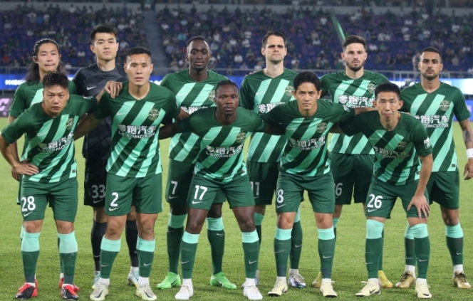 开云平台-前所未有的挑战！赛场上风云变幻，赛程激烈