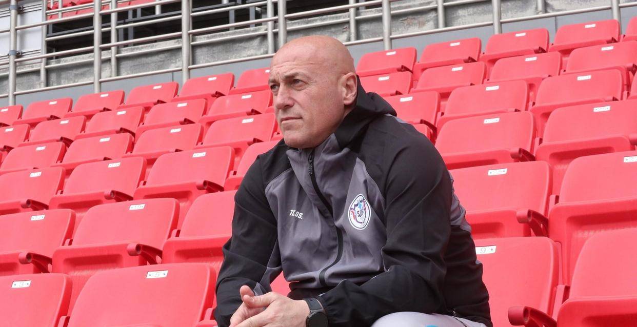 开云体育app-云达不莱梅遭遇惨败，陷入保级从头再来的困境