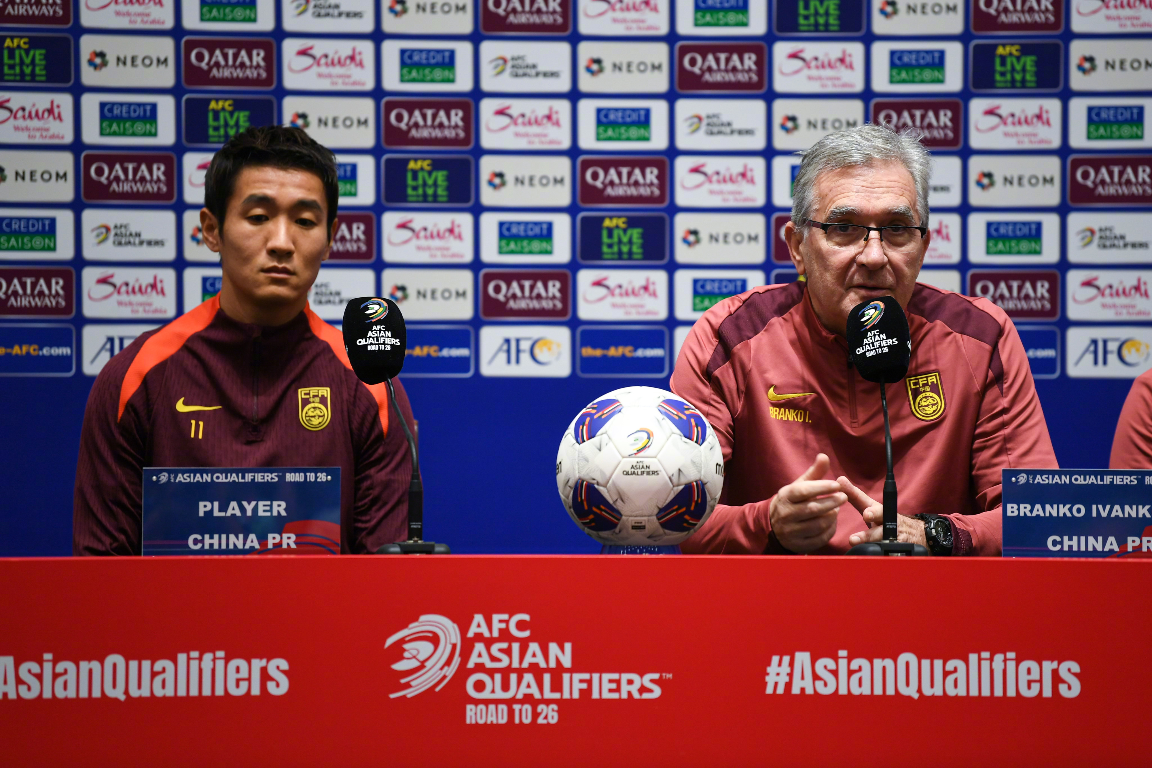 开云体育在线-穆里尼奥：佛罗伦萨将是强硬对手，需全力以赴