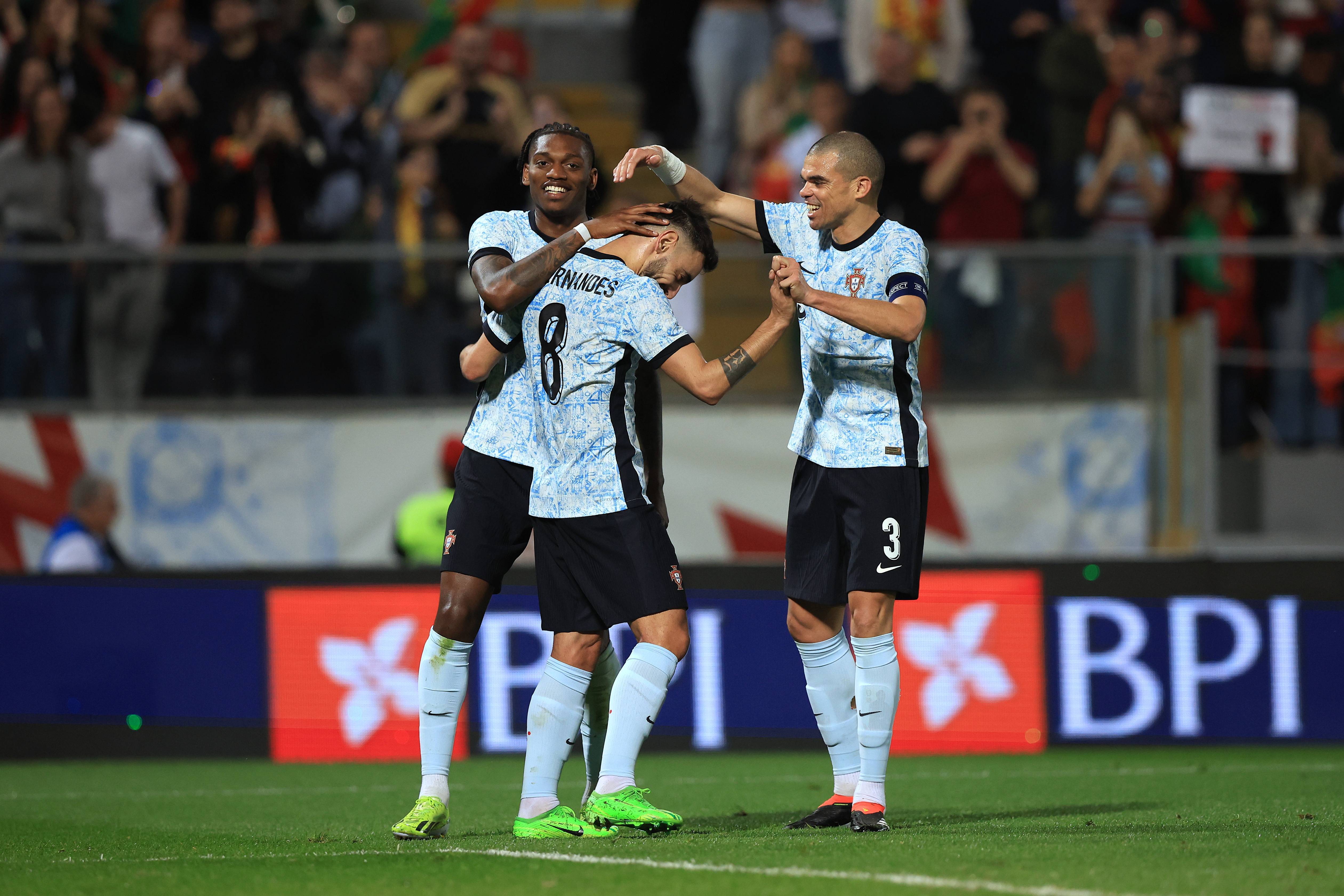 开云体育官网-西班牙队在对阵瑞典的比赛中获胜的简单介绍