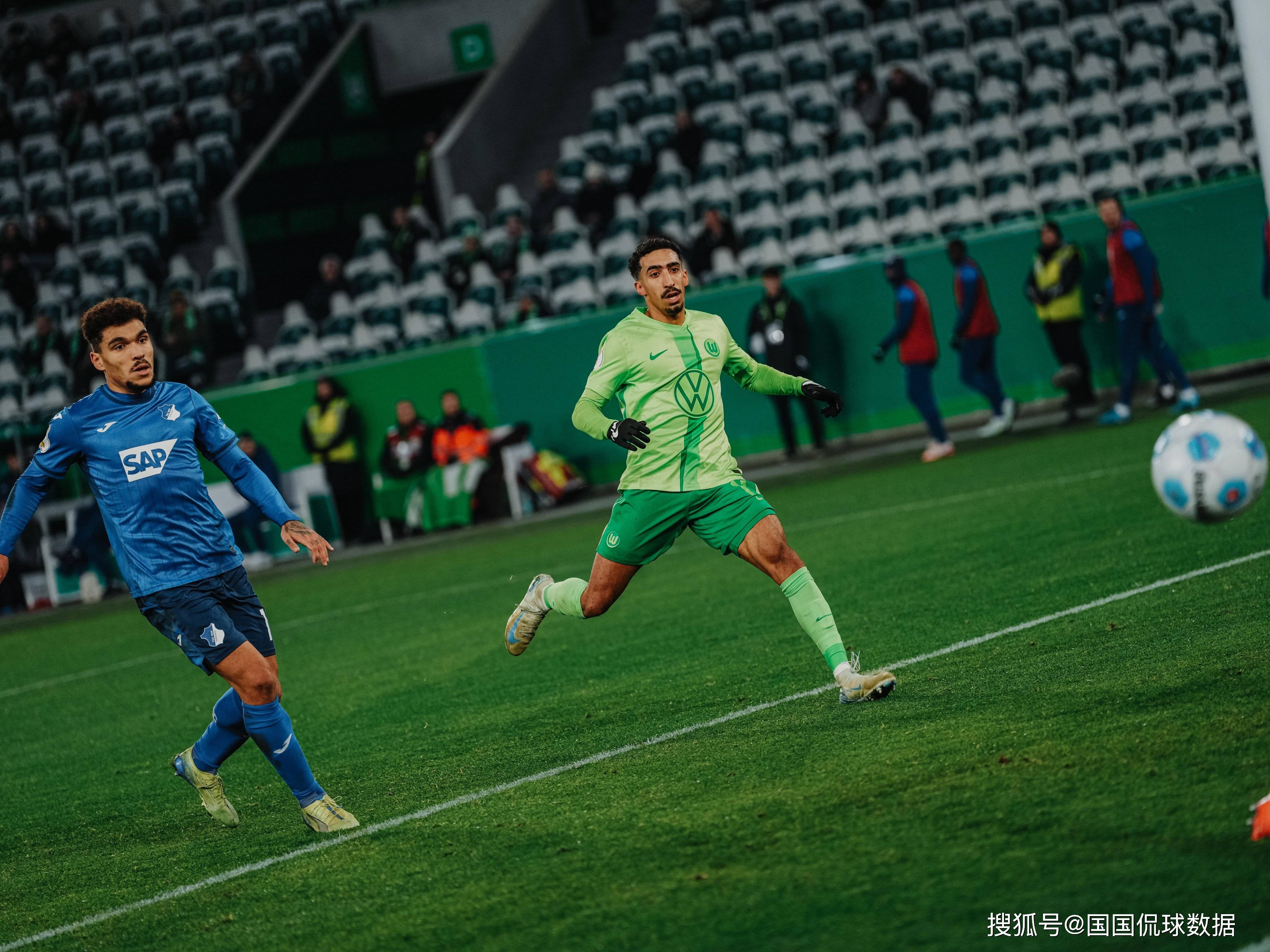 开云下载-关于沃尔夫斯堡主场大捷，轻取弗赖堡踢球队的信息