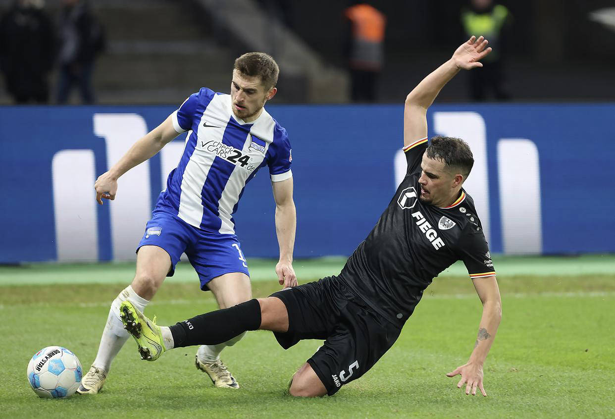 开云体育APP下载-沙尔克连续不胜，危机四伏需尽快扭转局面