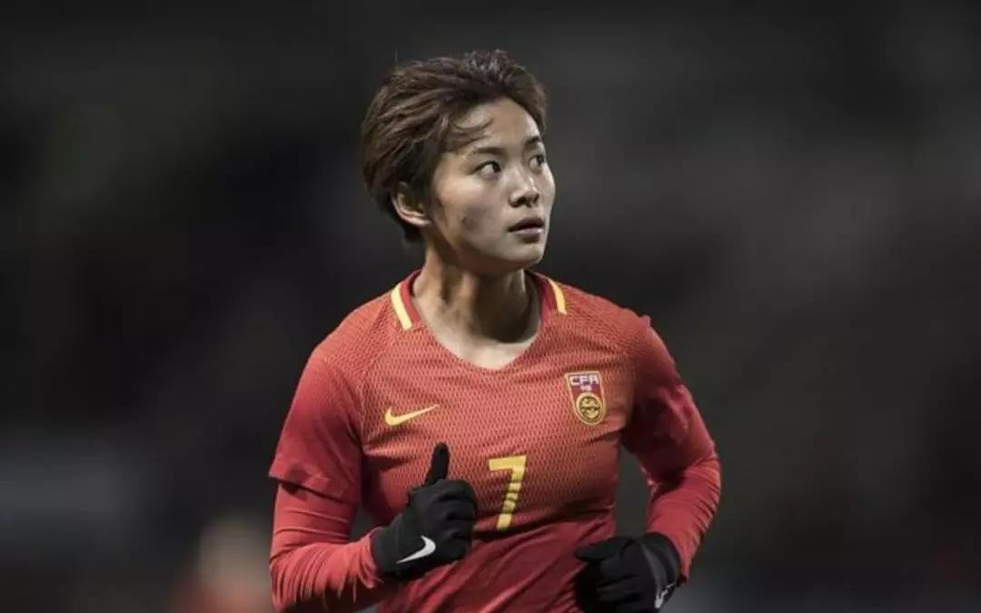 开云体育平台APP-揭开谜底，选手华丽绽放征服赛场