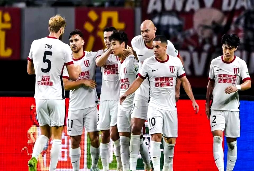 开云体育APP下载-意外之喜，实力低迷球队取得胜利