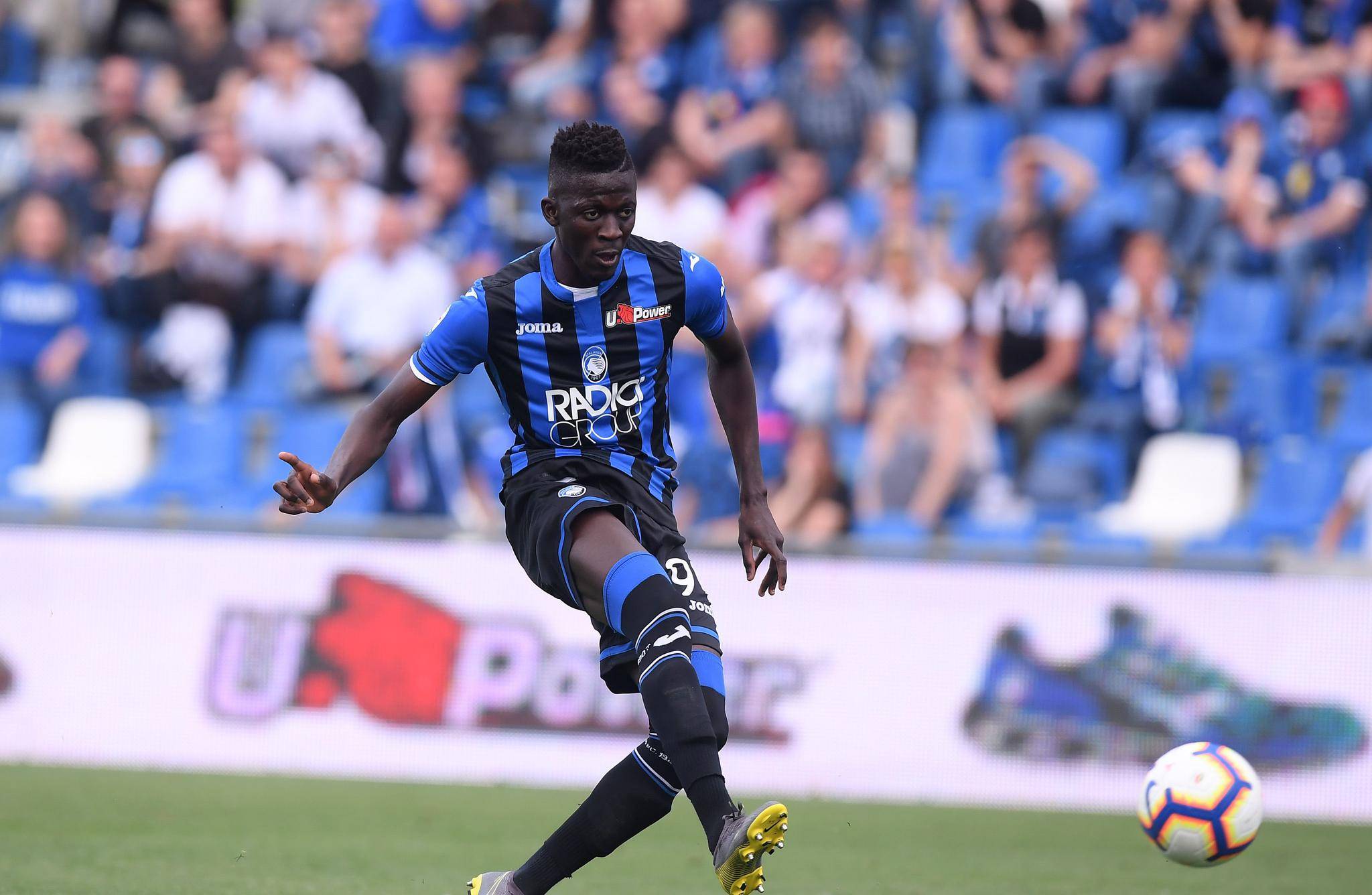 开云体育APP下载-罗马主场逼平亚特兰大，排名仍显不尽理想