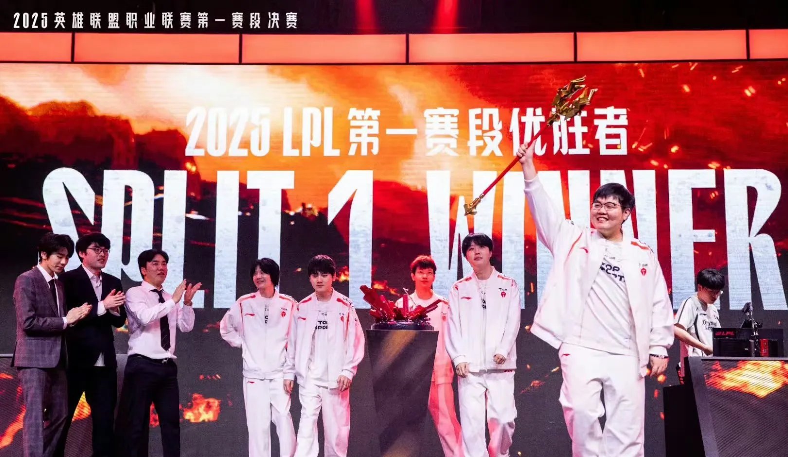 开云体育-C9力克DK，Xiaohu单局斩获MVP激烈交锋八强赛，成为赛场最大亮点的简单介绍