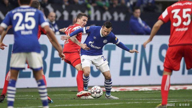 开云平台-沙尔克04不敌劲旅，连胜被终结