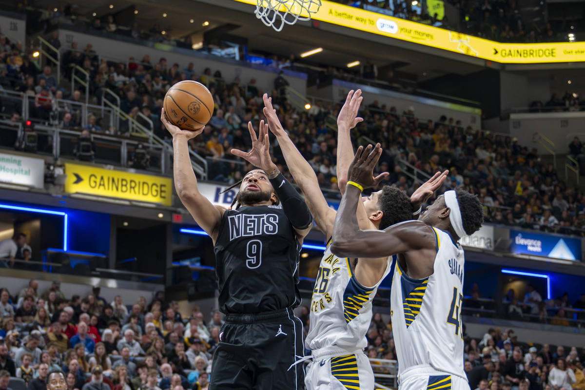 开云体育登录-包含76人绝杀马刺，霍勒迪统治全场的词条